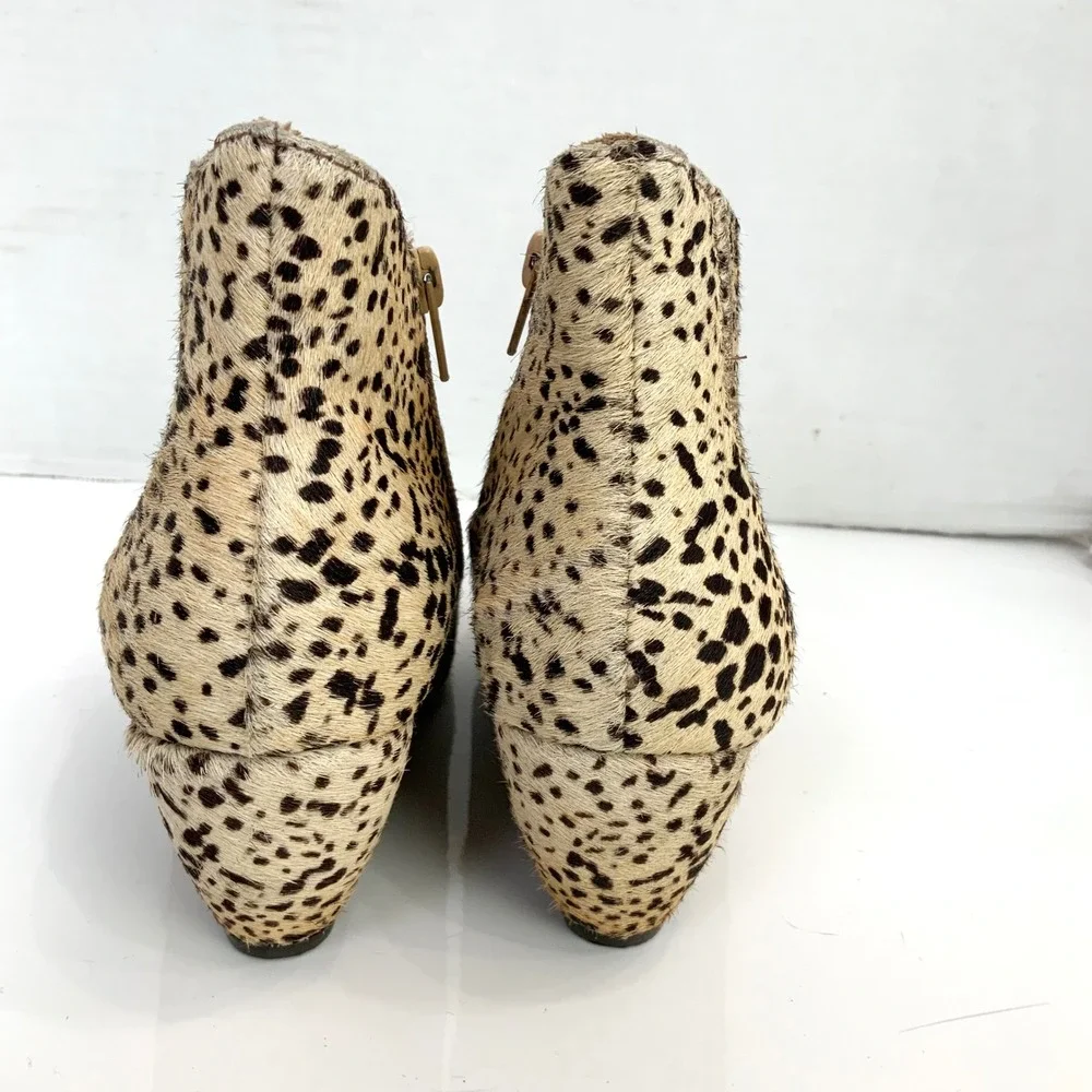 Matisse Sz 6 Teddy Animal Print Calf Hair Leather Wedge Booties Side Zip Chic